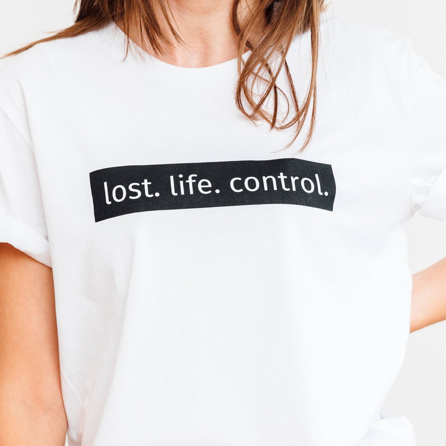 SLOGAN BOX Tee